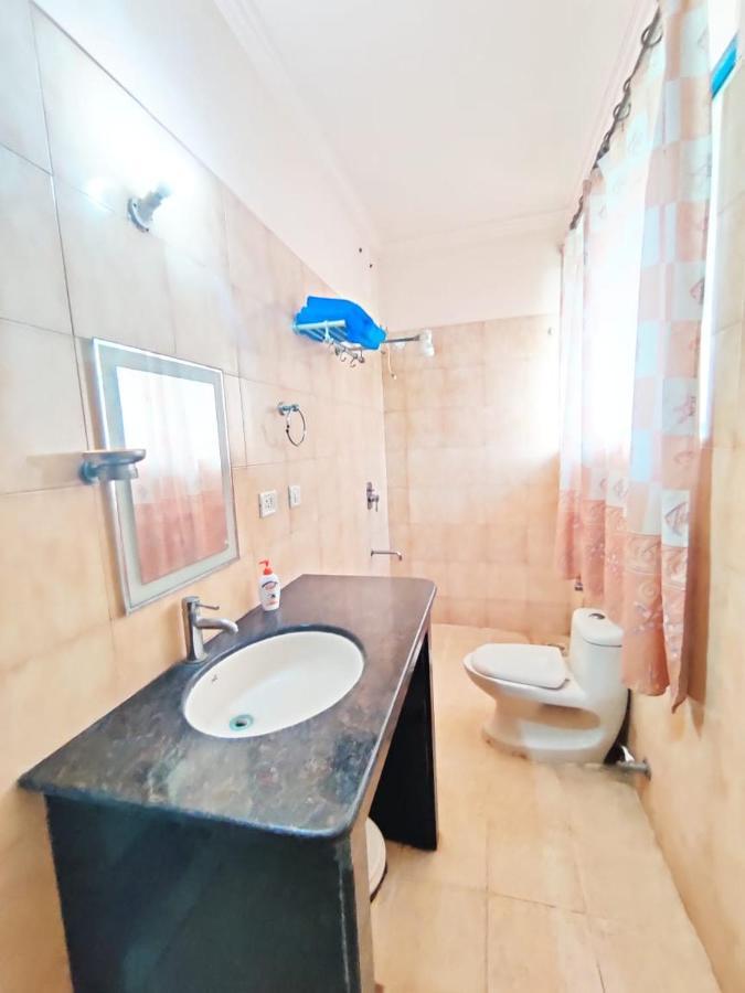 Amazing Hilltop 4 Bhk Villa With Private Pool Near Кандолим Экстерьер фото