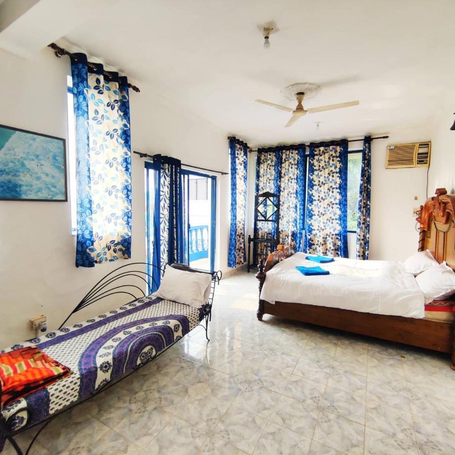Amazing Hilltop 4 Bhk Villa With Private Pool Near Кандолим Экстерьер фото